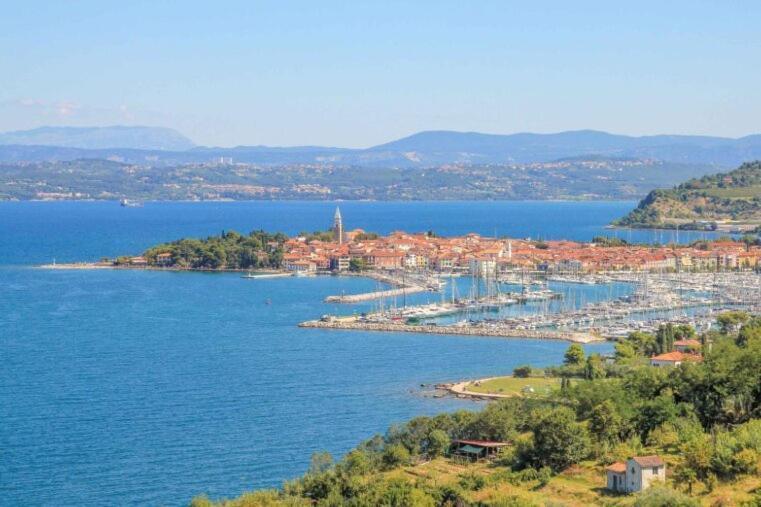 Rosemary Apartment Izola Exterior foto